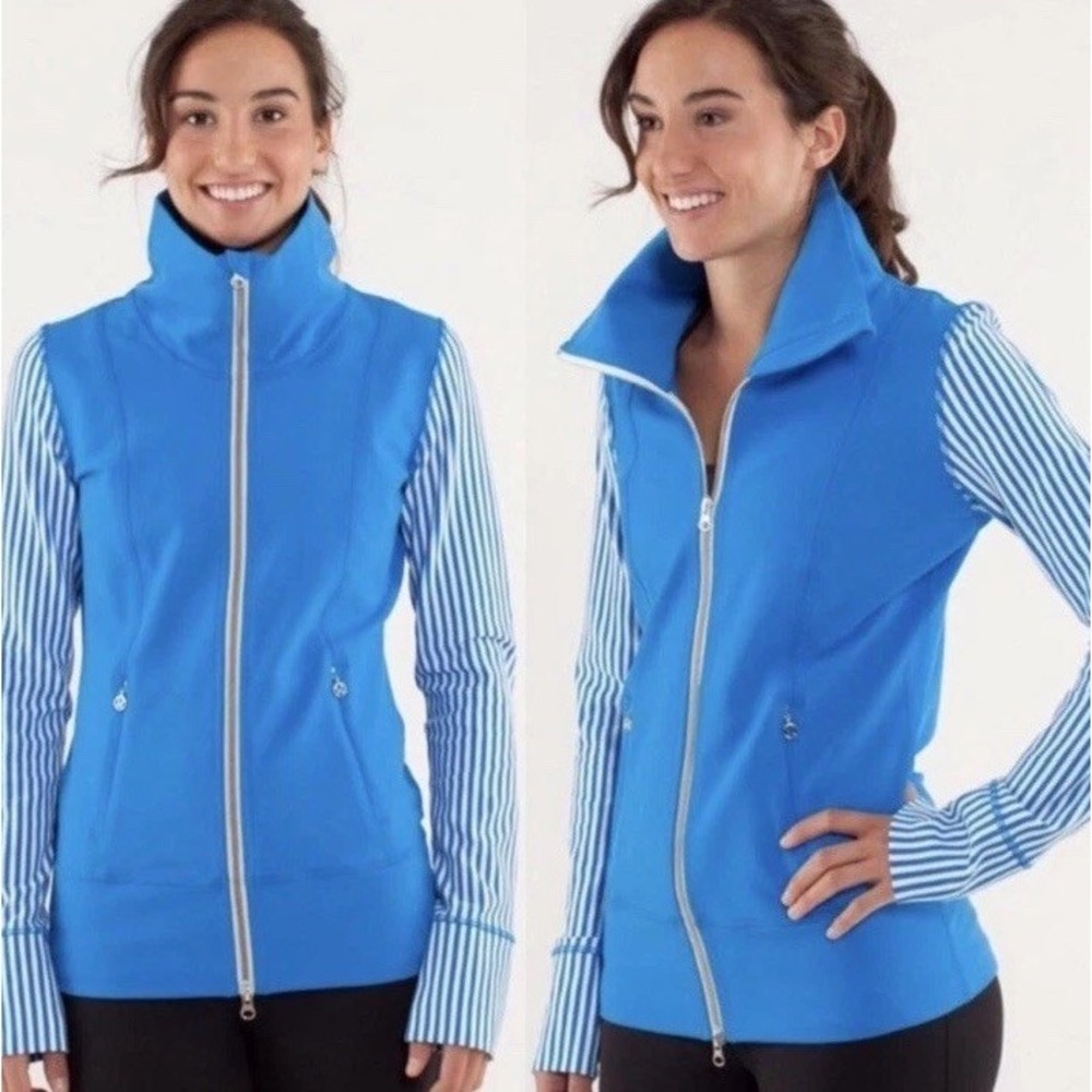 Lululemon Daily Yoga Beaming Jacket Womens Blue Striped Full Zip Gym Top Sz 6